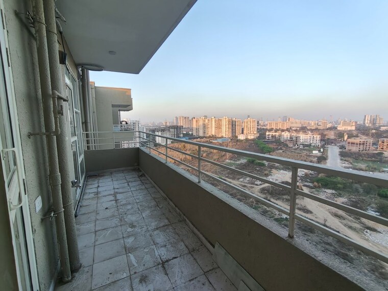 Balcony, pyramid-altia 3 Bedroom 742 Sq.Ft. Apartment In Sector 70 Gurgaon 10042104