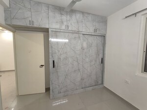 Room in 3 BHK Apartment at Pyramid Altia, Sector 70 – for Rent