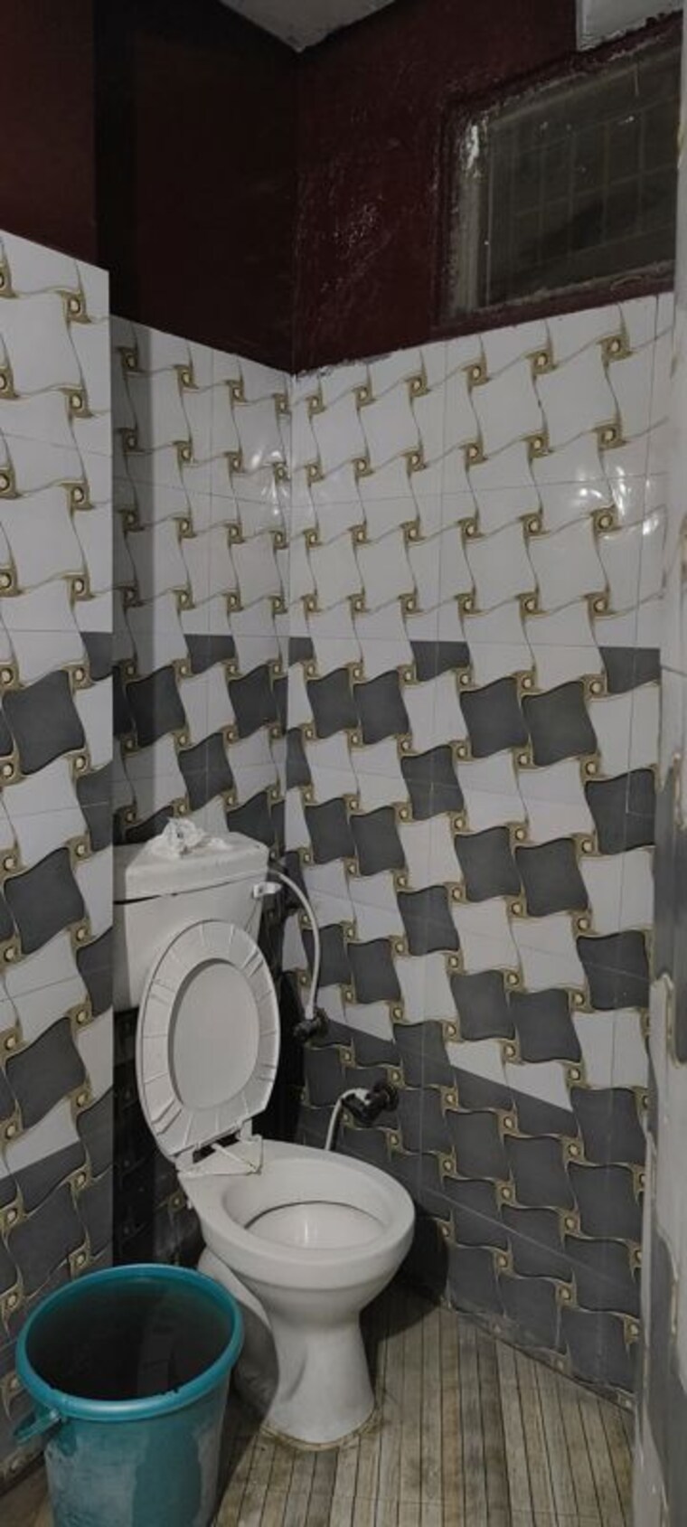 Bathroom, kw-delhi-6 2 Bedroom 630 Sq.Ft. Builder Floor In Raj Nagar Extension Ghaziabad 10042206