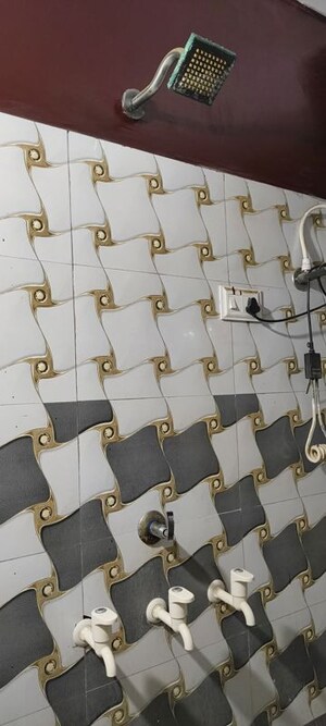 Master Bedroom in 2 BHK Builder Floor at KW Delhi 6, Raj Nagar Extension – for Sale