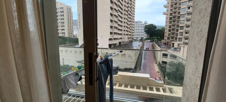 Balcony, hiranandani-highland 2 Bedroom 642 Sq.Ft. Apartment In Powai Mumbai 10042097