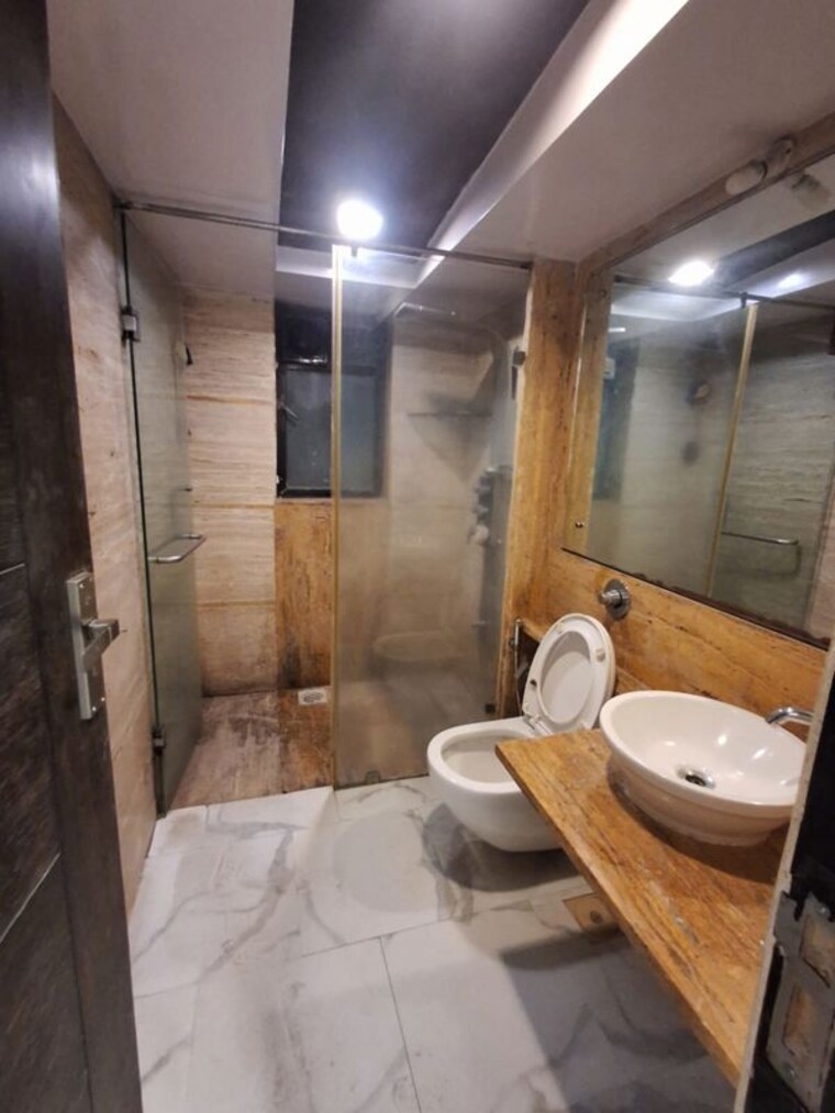 Bathroom, bhagwati-apartments 4 Bedroom 1800 Sq.Ft. Apartment In Santacruz West Mumbai 10042099