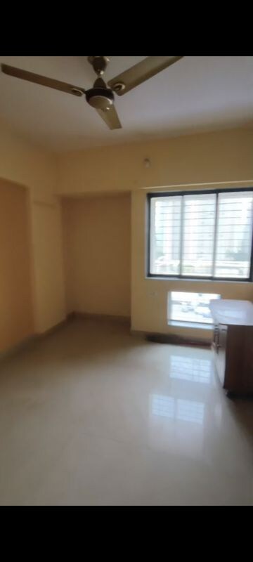 Room in 2 BHK Apartment at Golden Park Complex, Gokul Nagar – for Sale