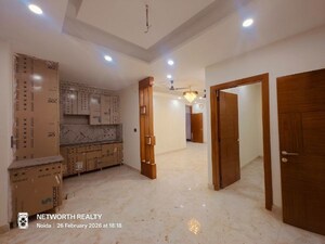Kitchen in 3 BHK Builder Floor at Sector 73 – for Sale