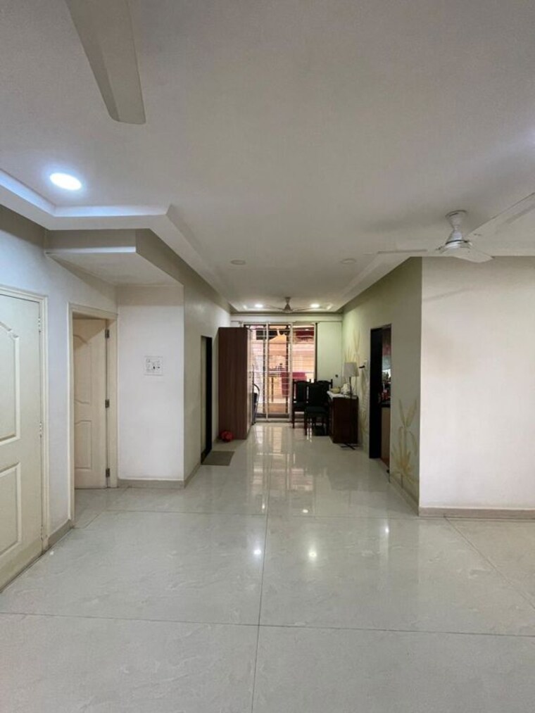 Room, anand-ashram 3 Bedroom 1300 Sq.Ft. Apartment In Khar West Mumbai 10042239