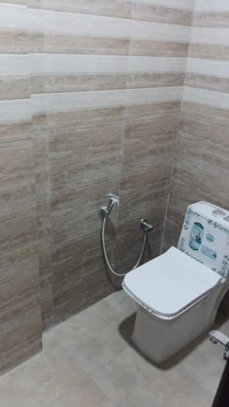 Bathroom, chattarpur 1 Bedroom 450 Sq.Ft. Builder Floor In Chattarpur Delhi 10042254