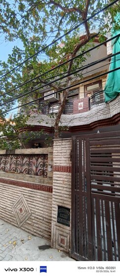 5 BHK + Pooja Room,Servant Room Independent House For Sale in Sector 50