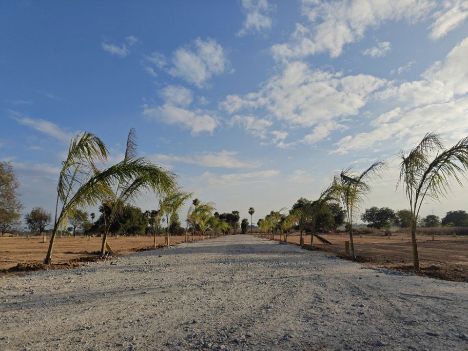 Plot For Sale in Patancheru Shankarpalli Road