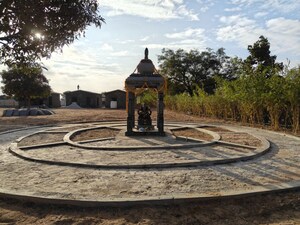  Plot – Exterior View View at Patancheru Shankarpalli Road - for Sale