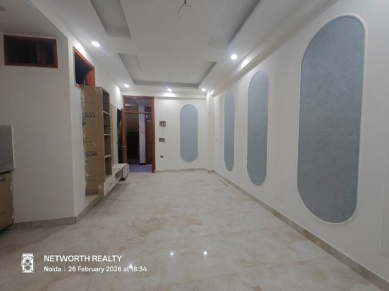 undefined, sector 73 2 Bedroom 1050 Sq.Ft. Builder Floor In Sector 73 Noida 10042405