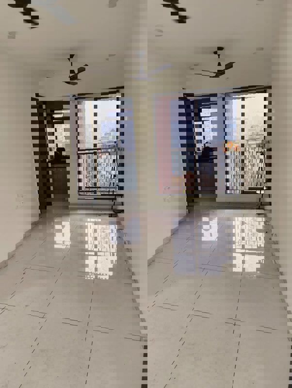 1 BHK + Pooja Room 320 Sq.Ft. Apartment in Chandak 34 Park Estate D Wing