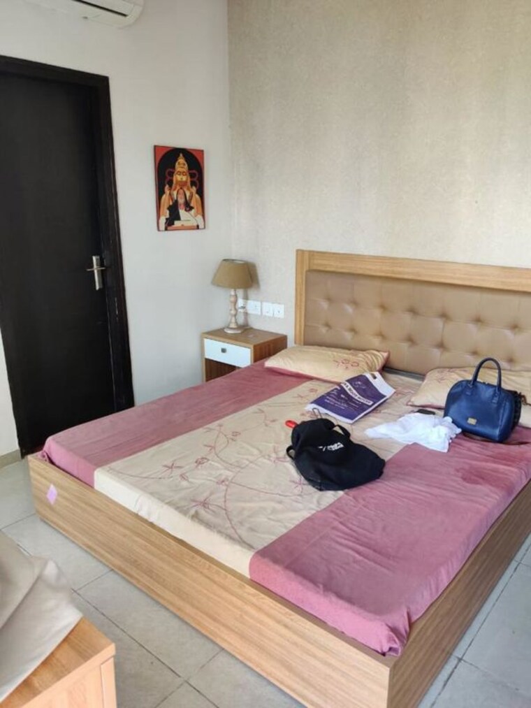 Master Bedroom, ajnara-daffodil 1 Bedroom 555 Sq.Ft. Apartment In Sector 137 Noida 10042421