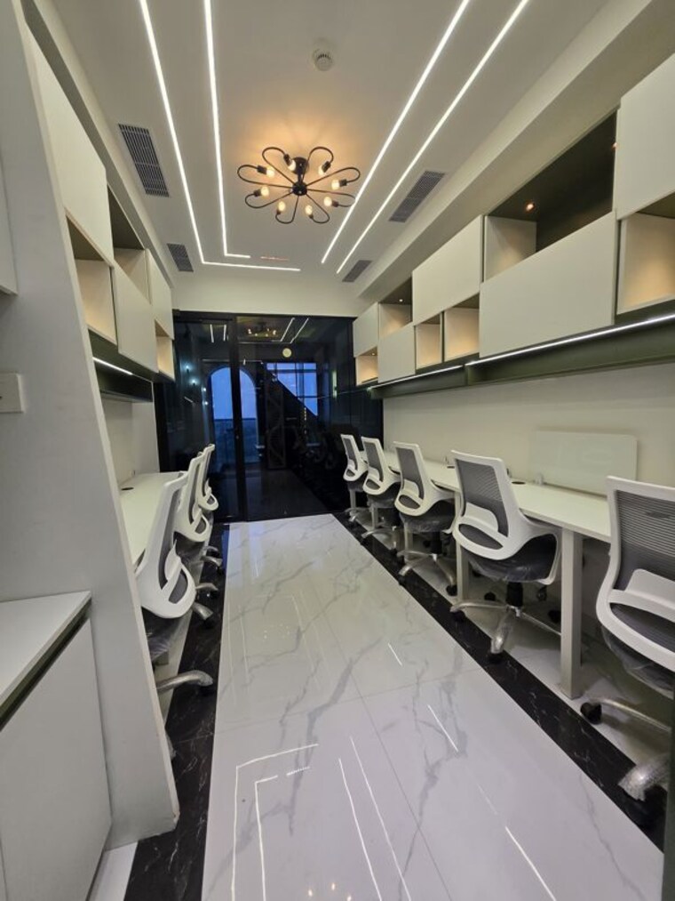 Team Area, alphathum Commercial Office Space 532 Sq.Ft. In Sector 90 Noida 10042432