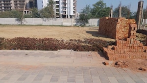  Plot For Sale in BPTP District 3, Sector 85