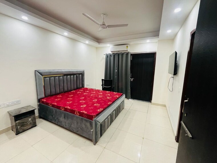 Bedroom, ambience-mall 1 Bedroom 645 Sq.Ft. Builder Floor In Sector 24 Gurgaon 10042436