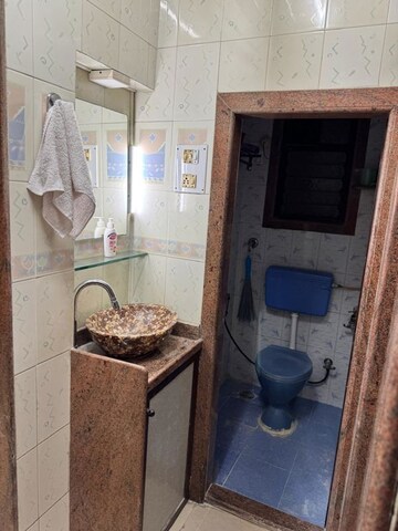 Furnished Amenities in 2 BHK Apartment at Bhagya Apartments, Andheri West – for Rent