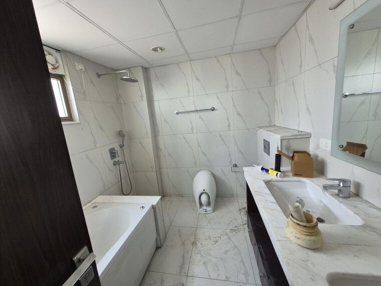 Attached Bathroom, tata-primanti-phase-2 3.5 Bedroom 1542 Sq.Ft. Apartment In Sector 72 Gurgaon 10041427