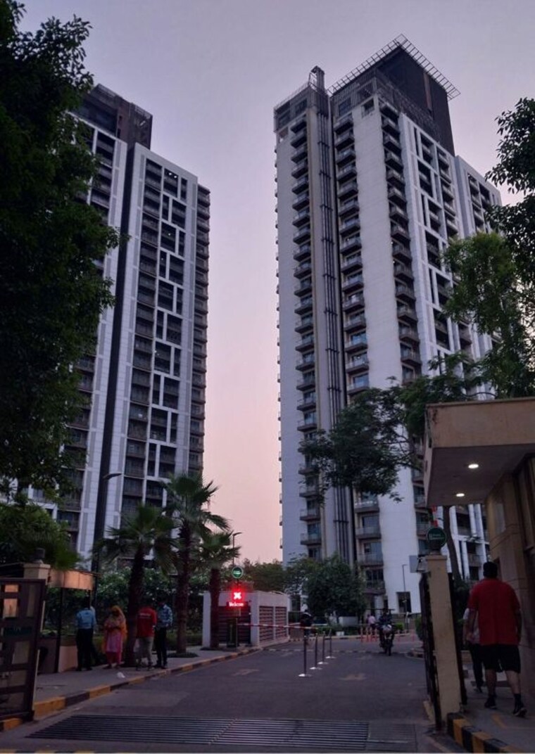 Exterior View, tata-primanti-phase-2 3.5 Bedroom 1542 Sq.Ft. Apartment In Sector 72 Gurgaon 10041427