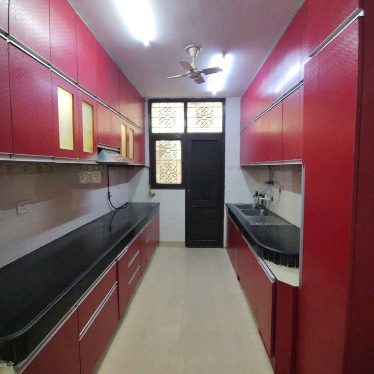 Kitchen, parsvnath-prestige 3 Bedroom 1550 Sq.Ft. Apartment In Sector 93a Noida 10042508