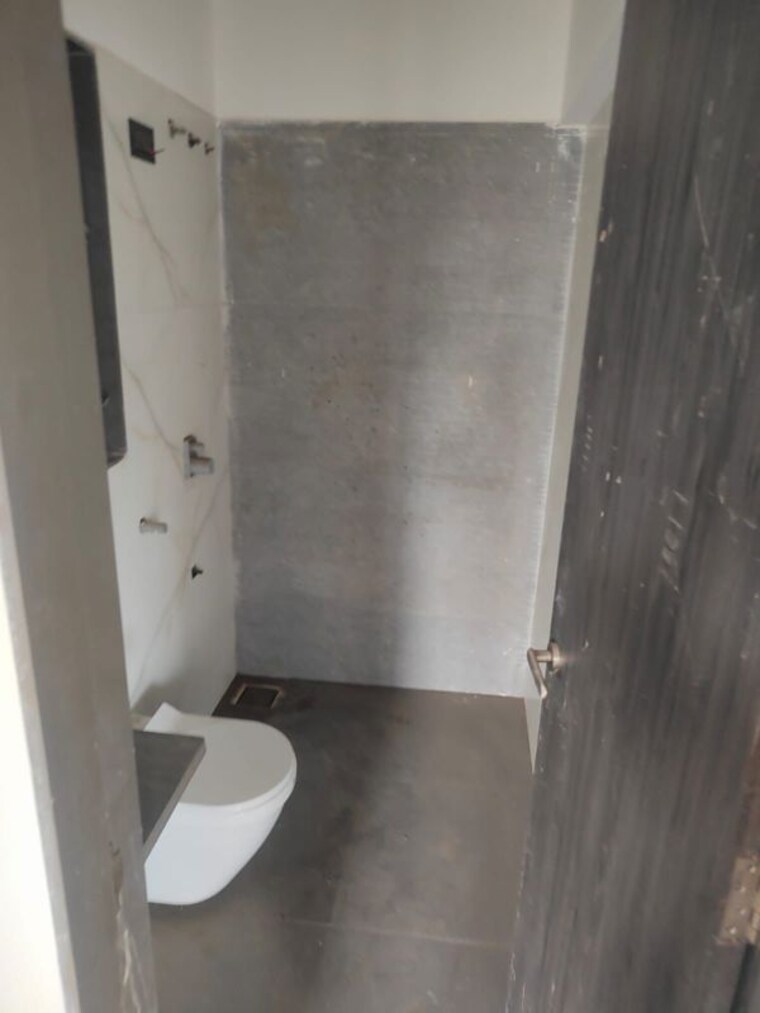 Bathroom, anmol-fortune 2 Bedroom 710 Sq.Ft. Apartment In Goregaon East Mumbai 10042580