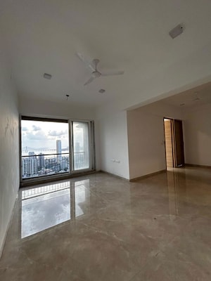 Room in 2 BHK Apartment at Ruparel Iris, Matunga West – for Sale