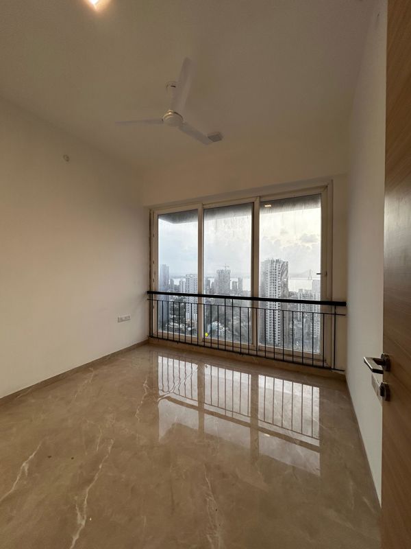 2 BHK + Servant Room Apartment For Sale in Ruparel Iris