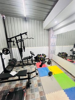 StudioBuilder Floor For Rent in Sector 38