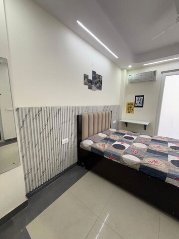 Bedroom in 3 BHK Builder Floor at ROF Portico, Sector 43 – for Rent