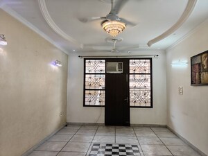 3 BHK Builder Floor For Rent in State Bank Colony