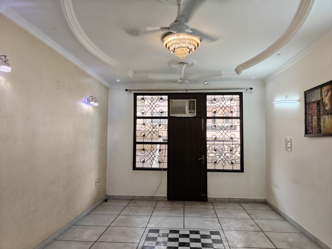 3 BHK Builder Floor For Rent in State Bank Colony