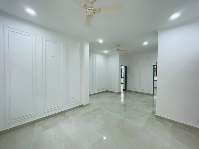 Room, ansal-sushant-lok-i 2.5 Bedroom 215 Sq.Yd. Builder Floor In Sector 43 Gurgaon 10042642