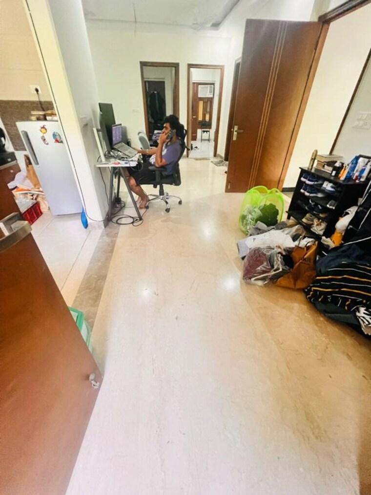  Parking, ansal-sushant-lok-i 2.5 Bedroom 215 Sq.Yd. Builder Floor In Sector 43 Gurgaon 10042676