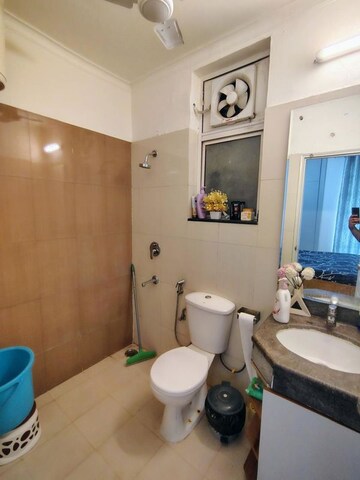 Team Area in 3 BHK Apartment at Ansal API Esencia, Sector 67 – for Rent