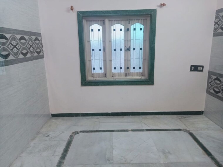 Room, satellite 1 Bedroom 1250 Sq.Ft. Villa In Satellite Ahmedabad 10039926