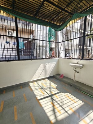 Balcony in 2 BHK Builder Floor at Ansal Sushant Lok I, Sector 43 – for Rent