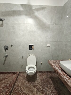Bathroom in 2 BHK Builder Floor at Ansal Sushant Lok I, Sector 43 – for Rent