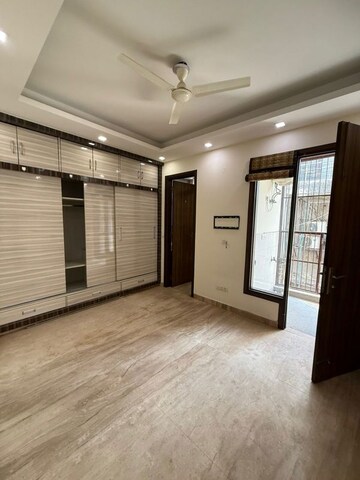Room in 2 BHK Builder Floor at Lajpat Nagar – for Sale
