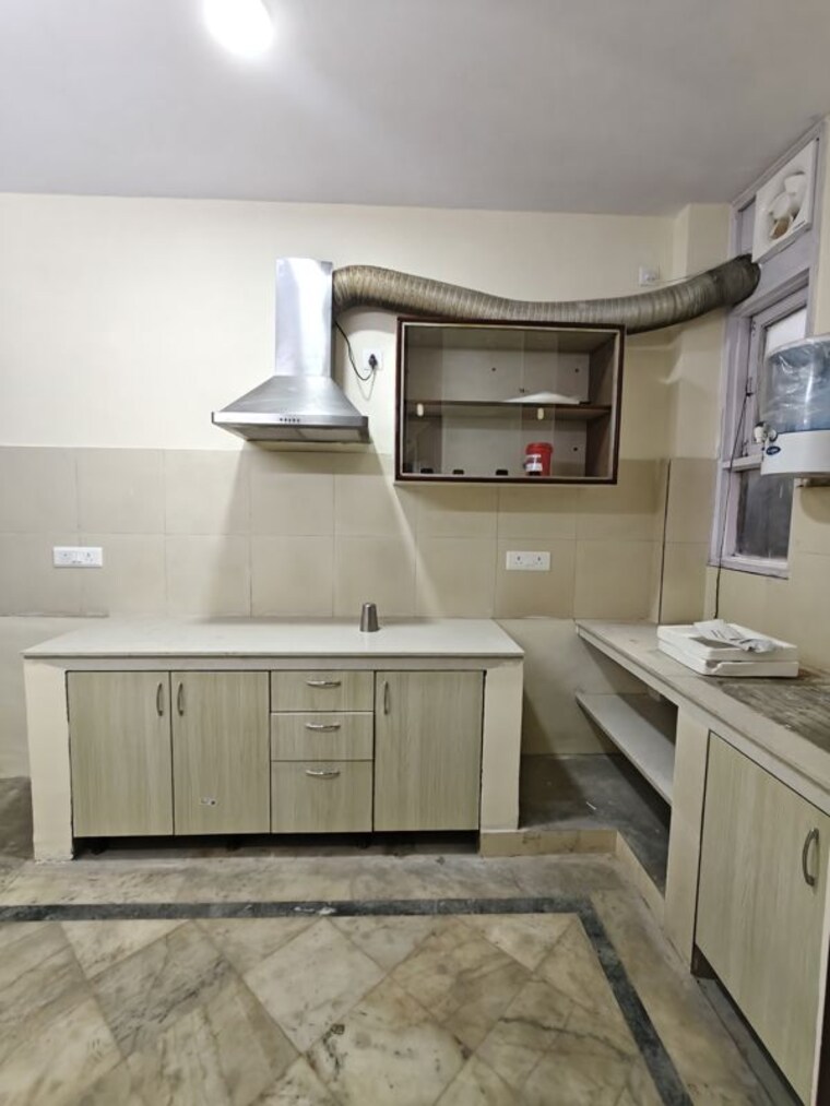 Kitchen, ansal-sushant-lok-i 2.5 Bedroom 215 Sq.Yd. Builder Floor In Sector 43 Gurgaon 10042710