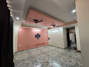 Bedroom in 2 BHK Independent House at Pathribagh – for Rent