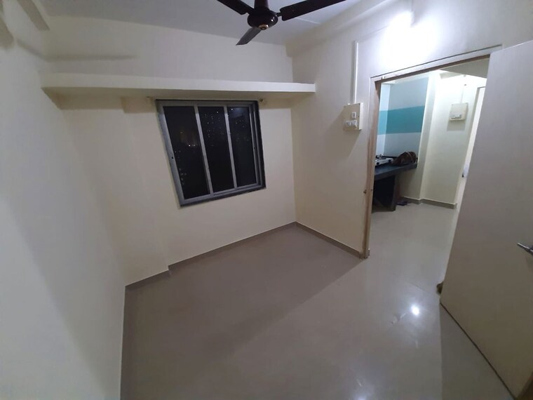 Room, sunrise-tower-goregaon 1 Bedroom 310 Sq.Ft. Apartment In Goregaon West Mumbai 10042665