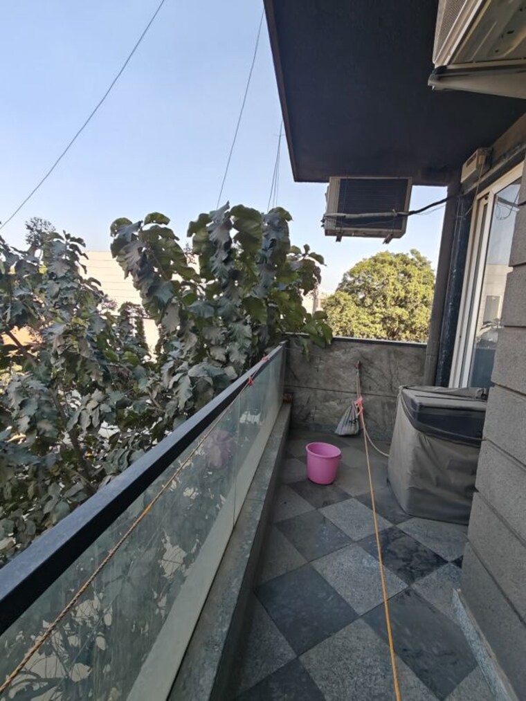 Balcony, ansal-time-square 3 Bedroom 215 Sq.Yd. Builder Floor In Sector 43 Gurgaon 10042728