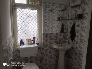Bathroom in 3 BHK Builder Floor at Ansal Sushant Lok I, Sector 43 – for Rent