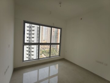Room in 2 BHK Apartment at Piramal Revanta Tower 3 and 4, Mulund West – for Rent