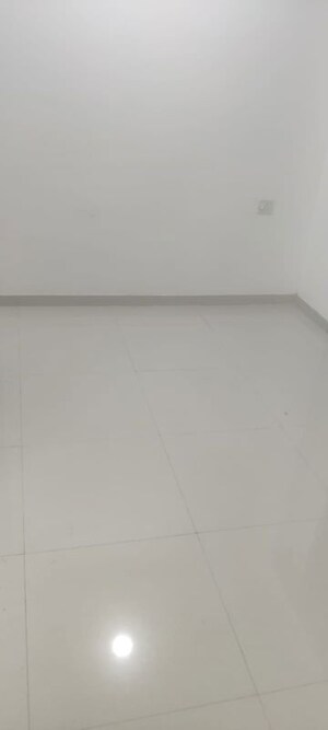 Room in 1 RK Apartment at UK Iridium, Kandivali East – for Rent