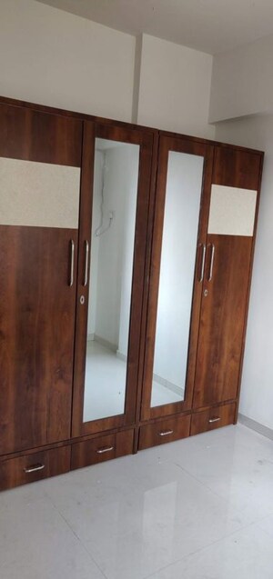 2 BHK Apartment For Rent in Manraj Residency, Kurla