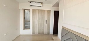 Building Lobby in 2 BHK Apartment at Kalpataru Paramount E, Kapur Bawdi – for Rent