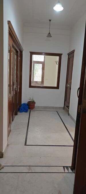 Room in 3 BHK Builder Floor at Kalkaji – for Rent
