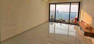 Room in 3 BHK Apartment at Kalpataru Magnus, Bandra East – for Rent