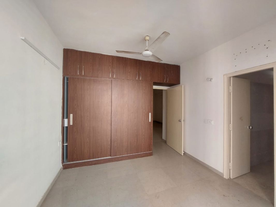 2 BHK Apartment For Rent in Pyramid Heights