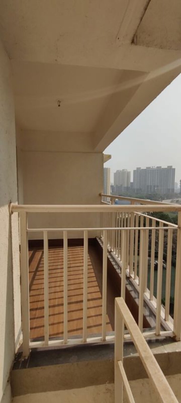 Balcony, lodha-amara 2 Bedroom 758 Sq.Ft. Apartment In Kolshet Road Thane 10042847